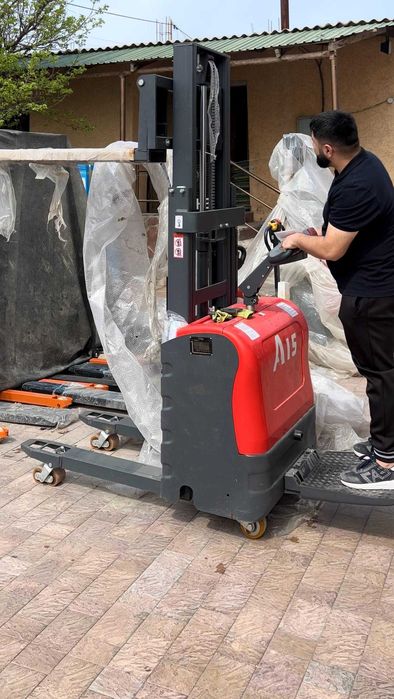 Электрические Штабелеры Самоходные С Платформой