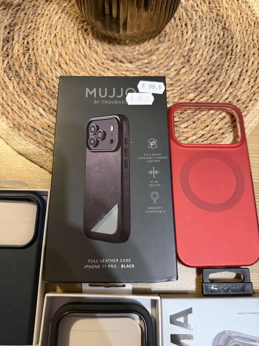 Кейс iPhone 17 Pro MUJJO/apple/skinarma