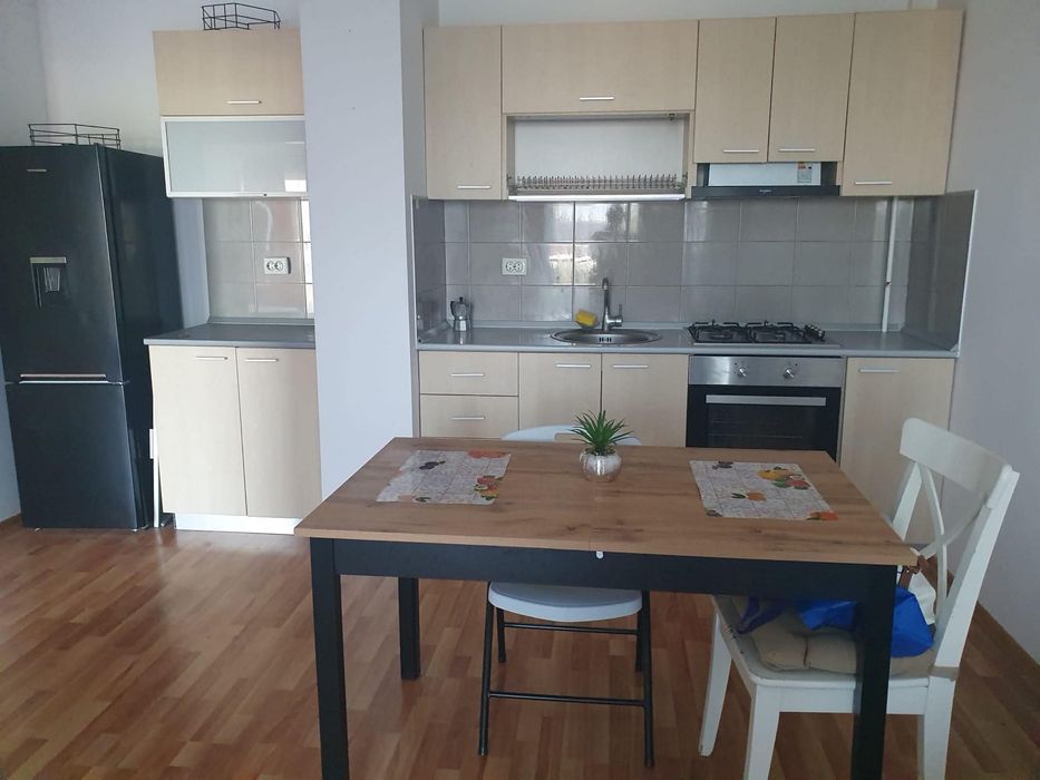 Inchiriez apartamant 2 camere,Otopeni