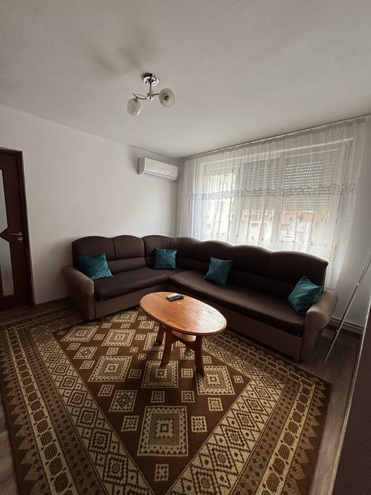 Apartament de închiriat
