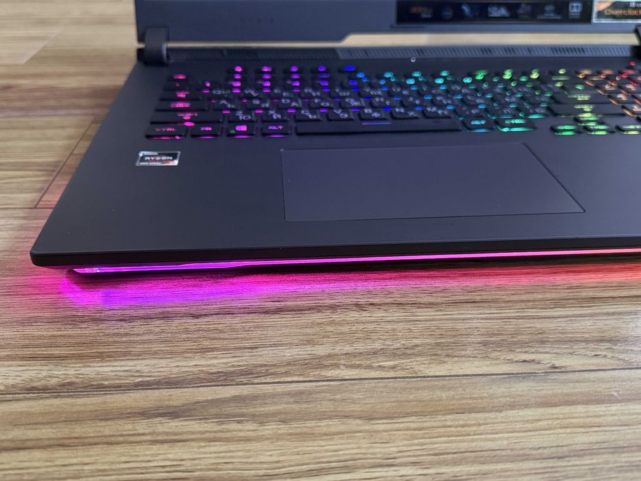 17.3 300Hz ROG Strix`Ryzen 9-5900HX/RTX 3070/16GB RAM/512GB SSD/RGB
