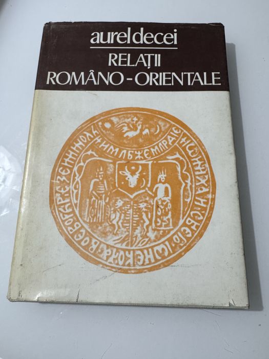 Vand carti de istorie,