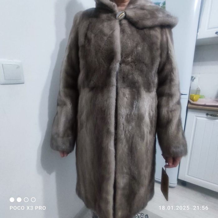 Продам норковую шубу