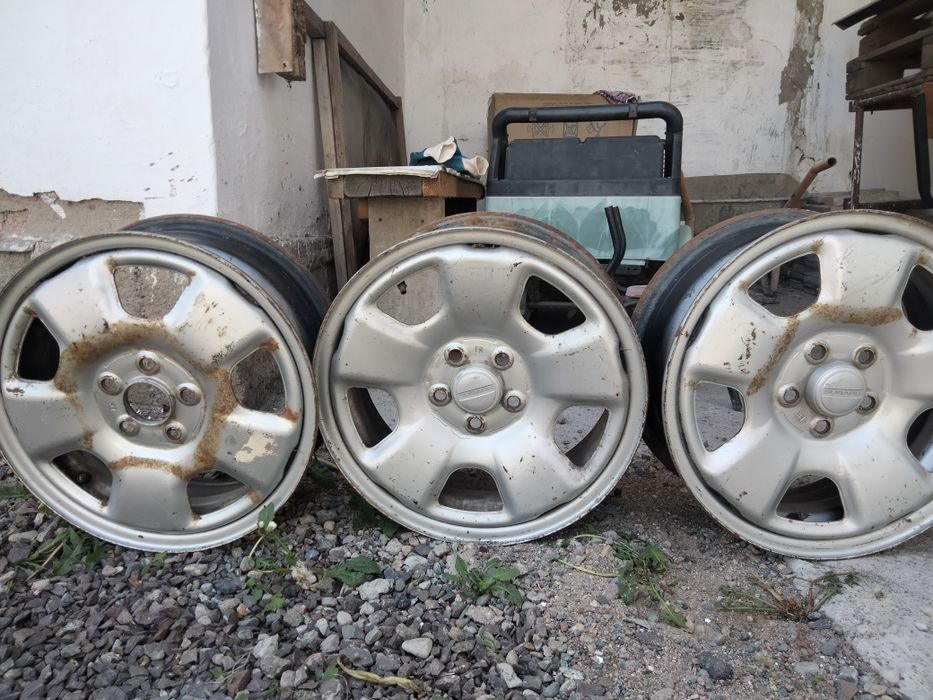 Продам литые диски Subaru (3 шт.)