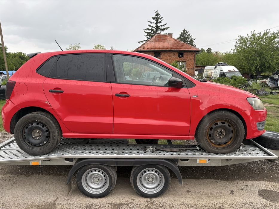 VW Polo 1.6 TDI на части