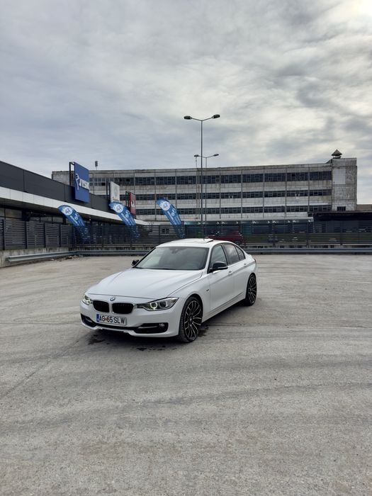 Vand BMW F30 328i din anul 2012