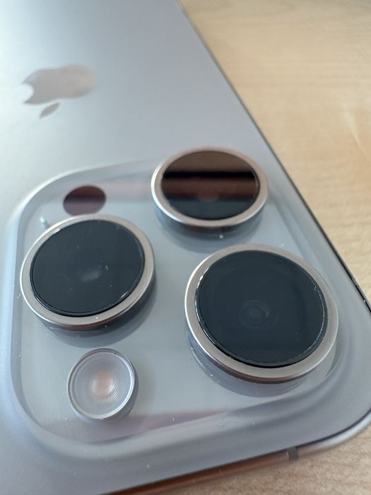 iPhone 15 Pro 128GB – за части / ремонт