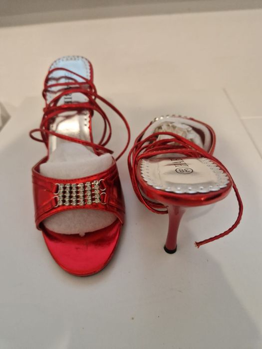 Pantofi sandale, deosebite, nr 38 , pentru Revelion