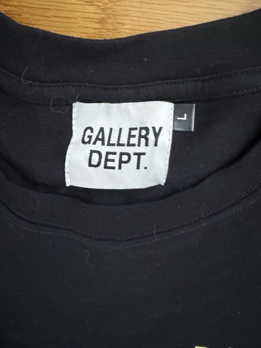 Tricou gallery dept