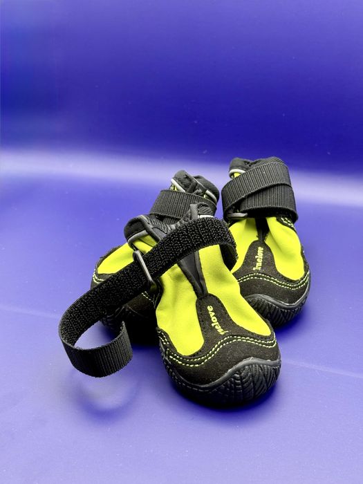 Обувки за куче дребна порода - неупотребявани