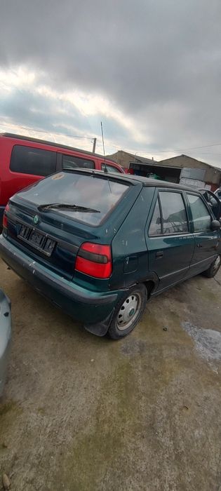 Dezmembrez Skoda Felicia 1.9 diesel