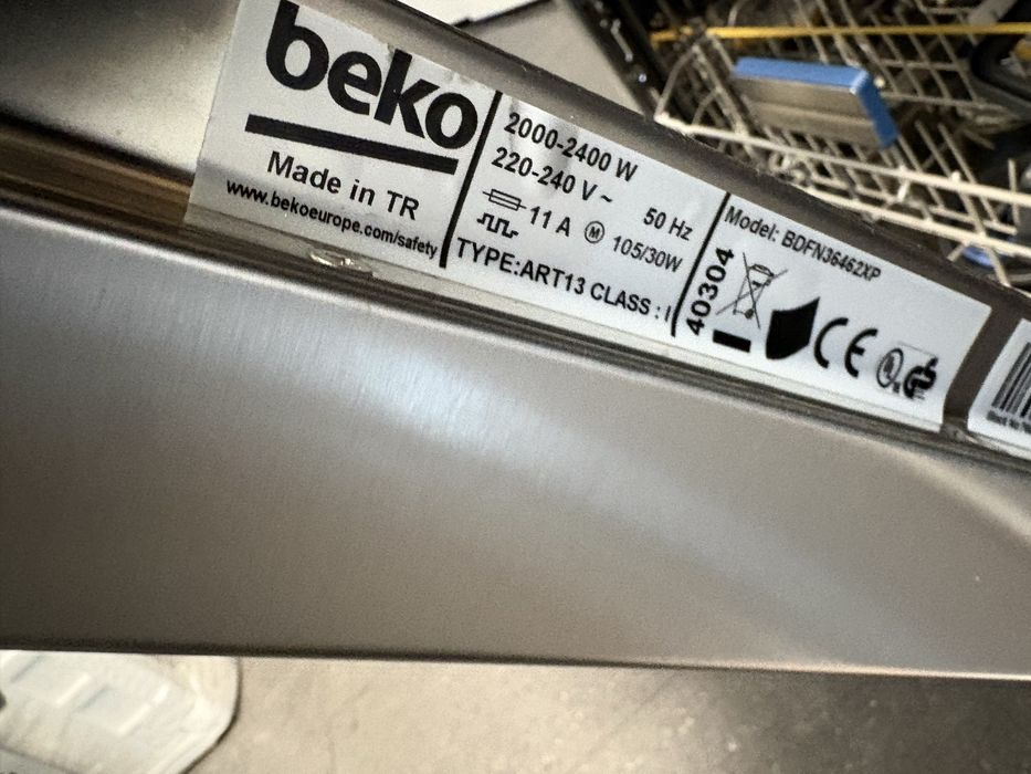 Свободно стояща съдомиялна Beko BDFN36462XP 60 см. 14 комплекта