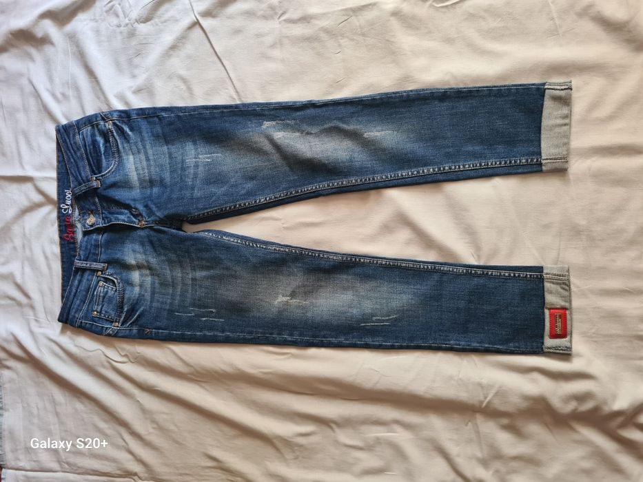 Джнисовые брюки для женщин 30 размер