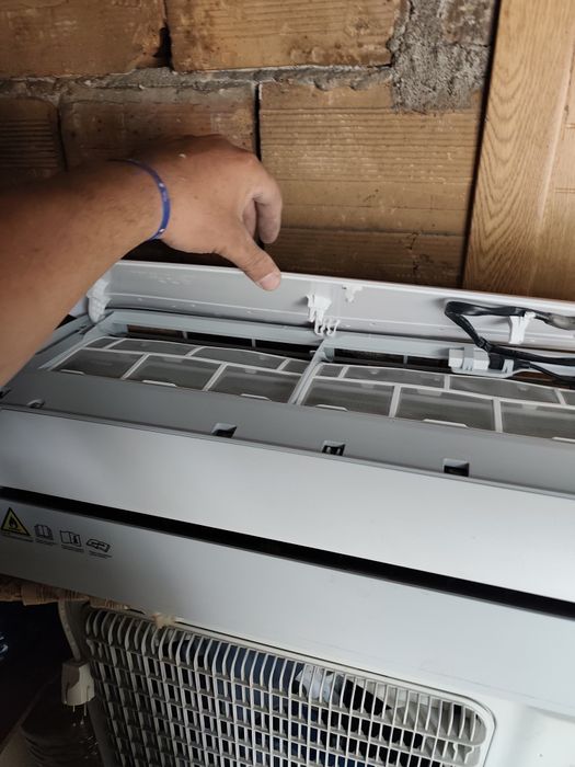 Климатик  Finlux 12 BTU