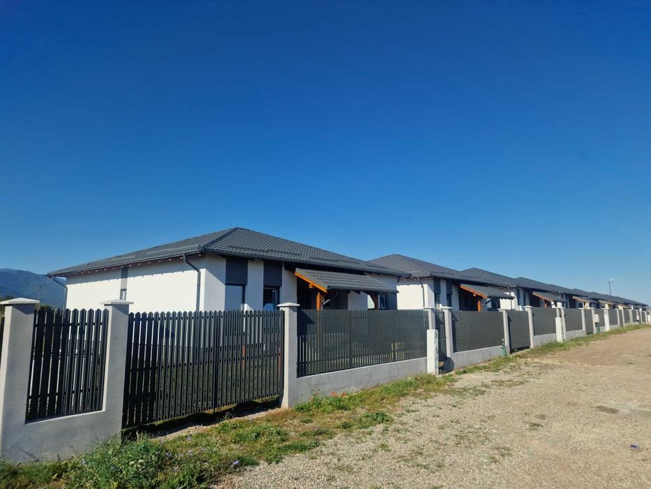 Casa individuala de vanzare - direct de la proprietar - GISO RESIDENCE, zona Tarlungeni - Sacele