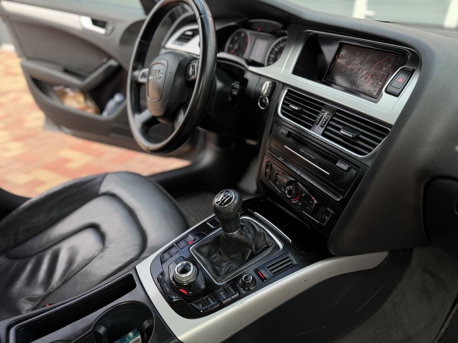 Audi A4 // 2.0 143 Cp // 2012 // Xenon-Led //