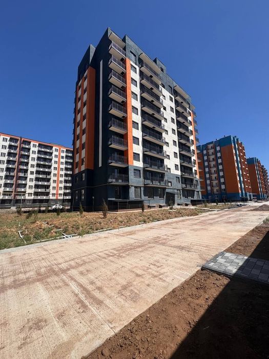 Квартира Алмалык новостройка в гр. Алмалиык 46 кв.м