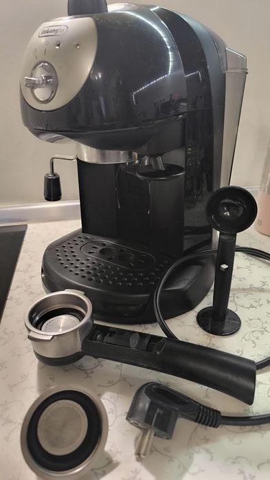Кафе машина DeLonghi