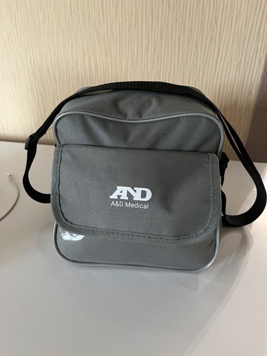 Продам ингалятор (небулайзер)