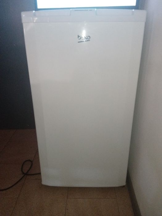 Продавам фризер запазен