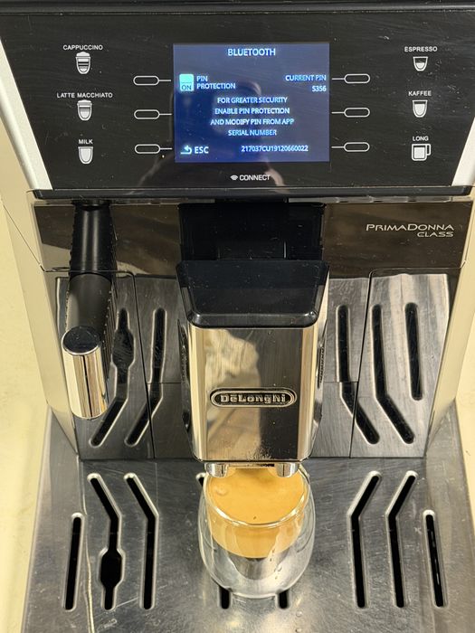 Кафемашина кафе автомат delonghi Primadonna CLASS с гаранция