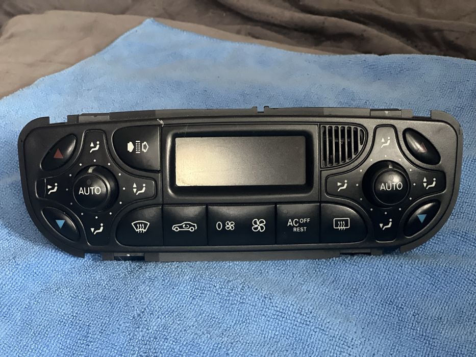 Panou clima automata Mercedes W203