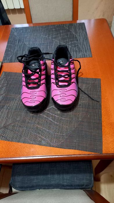 Дамски маратонки Найк 39 номер