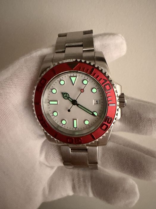 Seiko Mod “Red Berry”