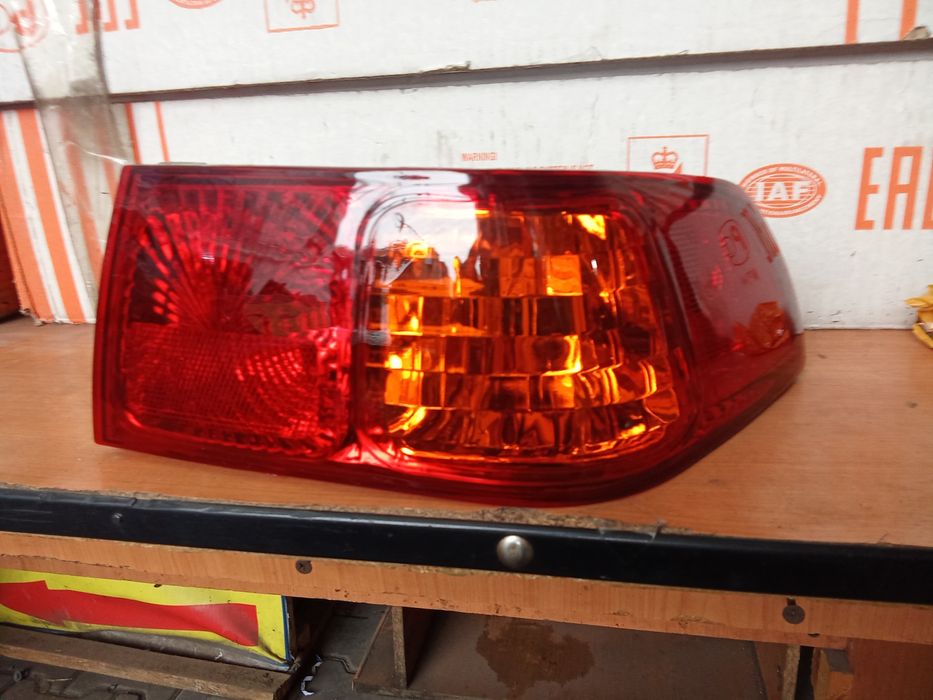 Камри 25 задний фонарь