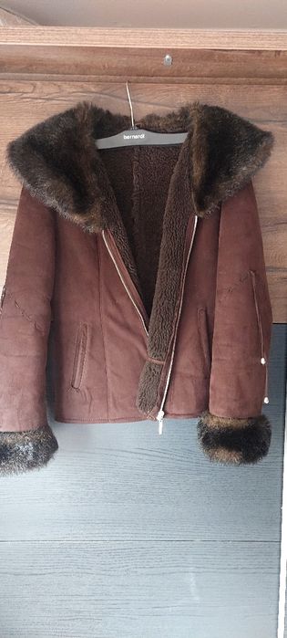 Дамско късо палто