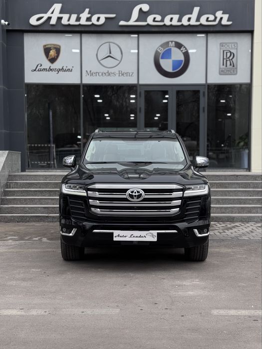 Toyota Land Cruiser 300 VX