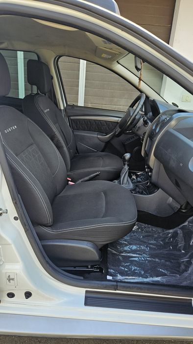 Dacia Duster Prestige 4x4 recent adus