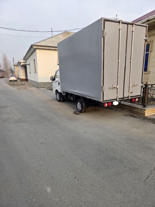 Kia bongo sotiladi 2025 yil