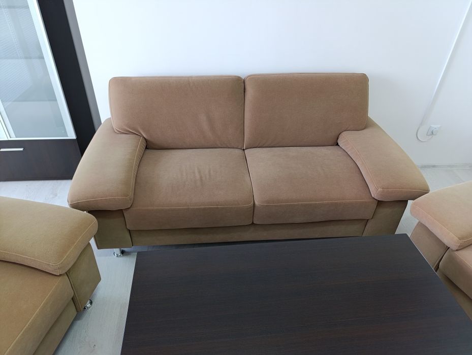 Холова гарнитура диван с две кресла