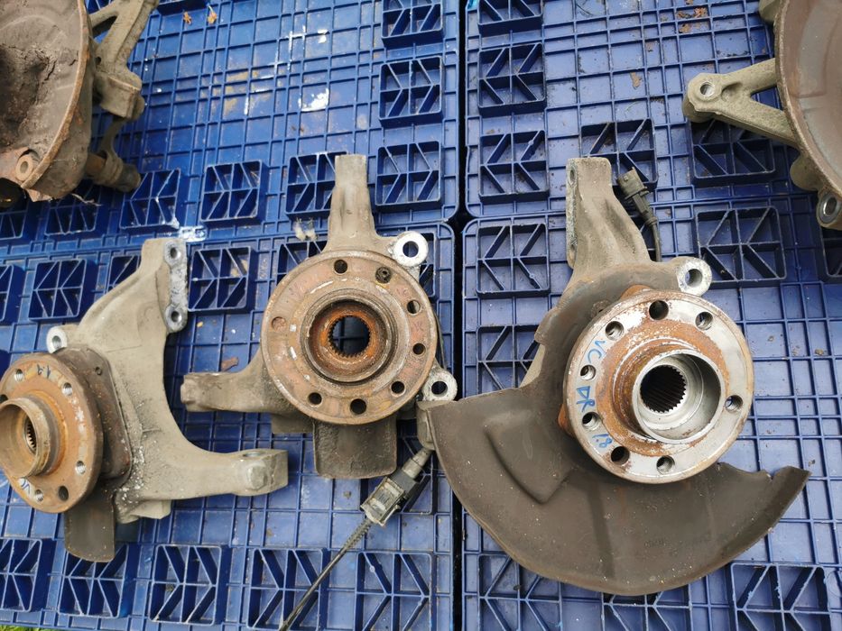 Fuzeta rulment senzor abs Opel Vectra c 1.8i 1.9dci 150lei buc