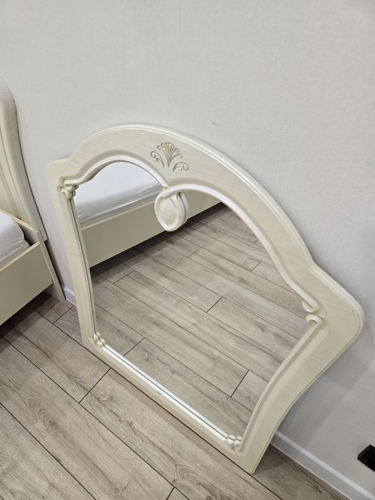 Продам спальный гарнитур