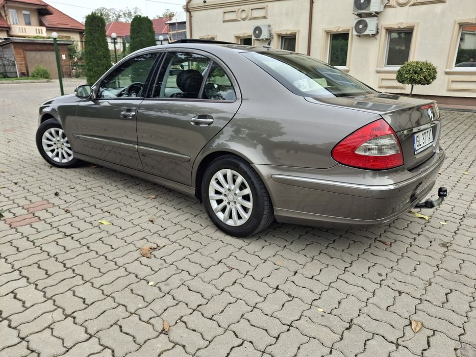 Mercedes benz w211