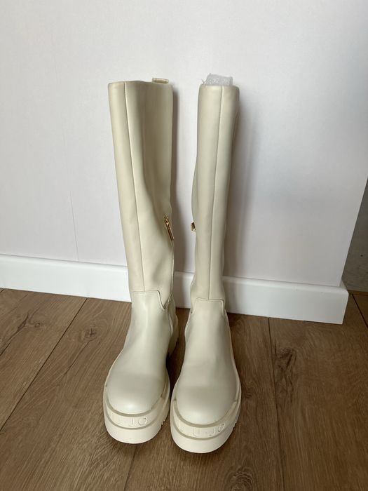 Сапоги женские кожаные