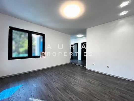 Продава се Къща в Разград, Лудогорие - 302 кв.м за 422 €/кв.м - Снимка #2