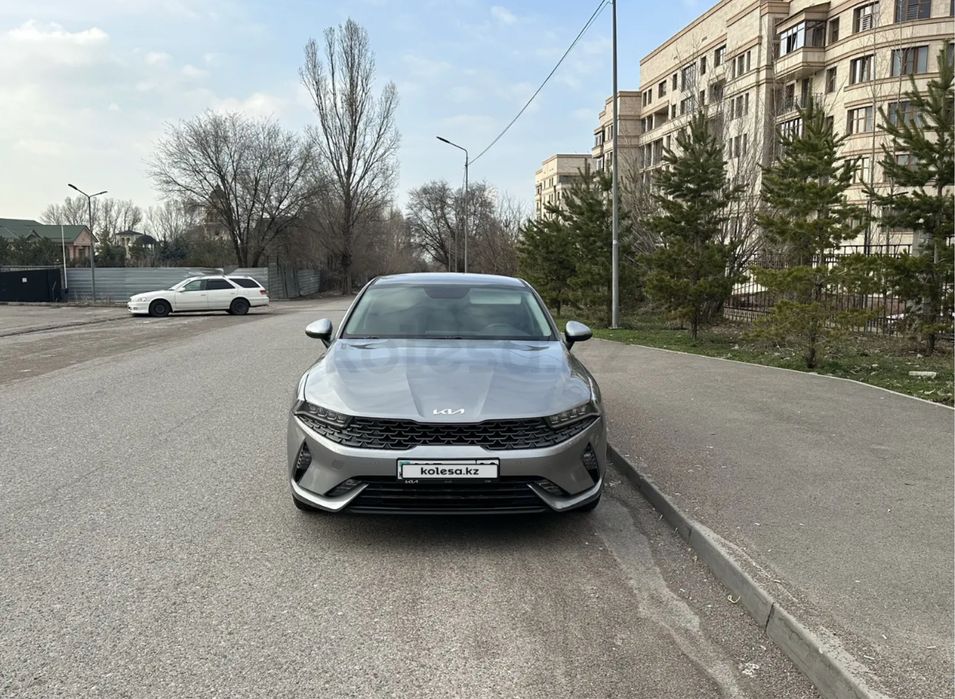 Продам автомобиль KIA K5