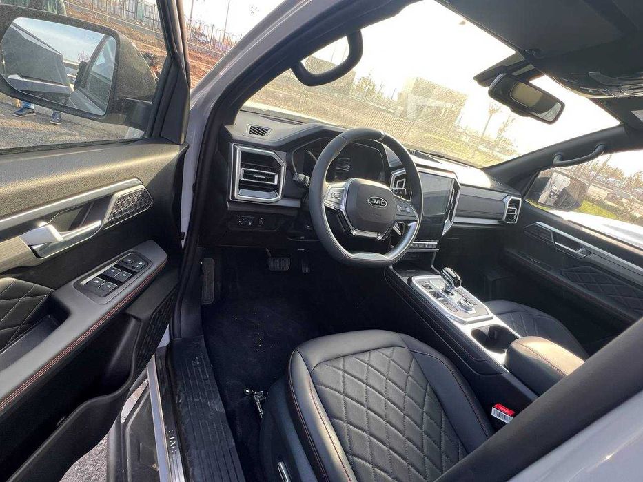 Продаётся новый JAC T9 (без пробег)