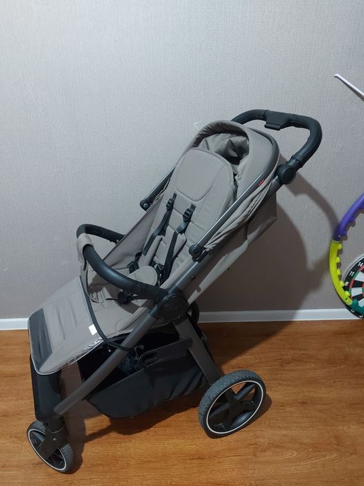 Прогулочная коляска Carrello bravo sl deluxe