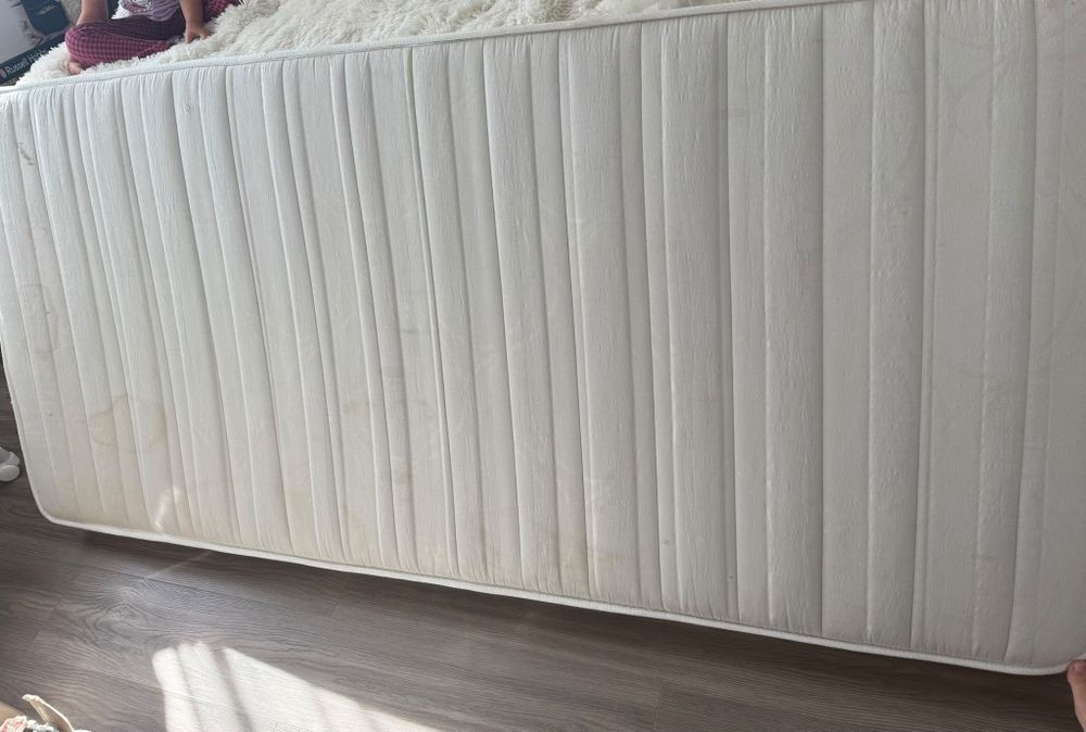 Saltea cu arcuri  90x200
