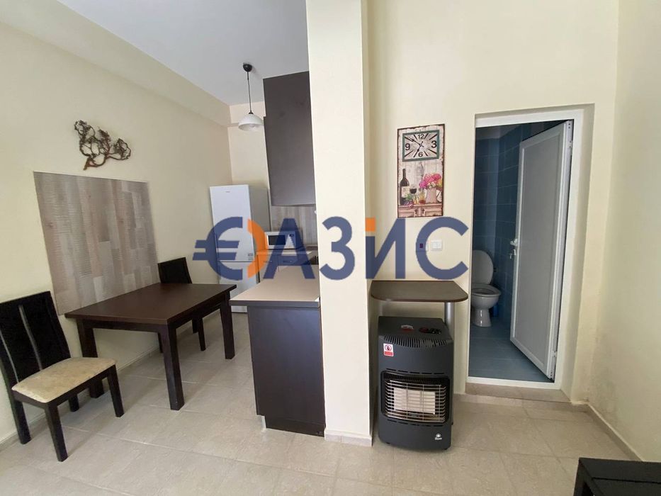 Продава се Едностаен апартамент в Поморие - 38 кв.м за 812 €/кв.м - Снимка #12