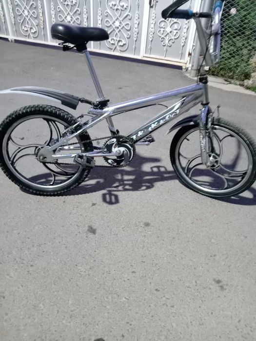 Продам велосипед трюкавой 20 размер