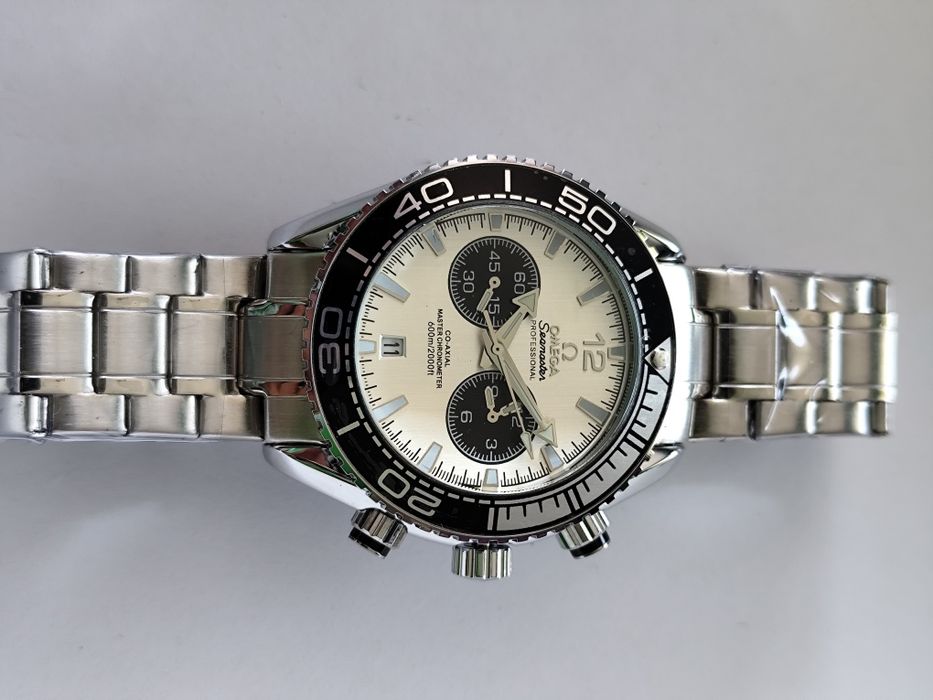 ceas OMEEGA barbatesc