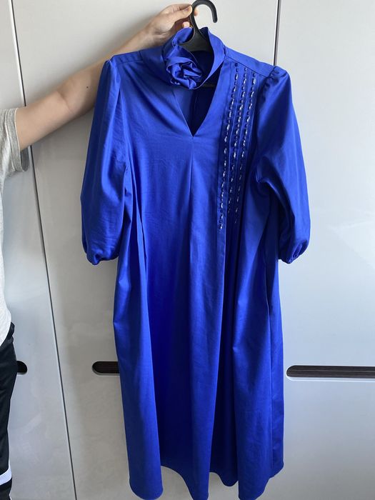 Продам нарядные платья