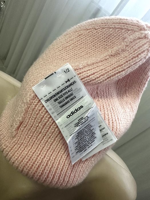 Căciulă Adidas dama