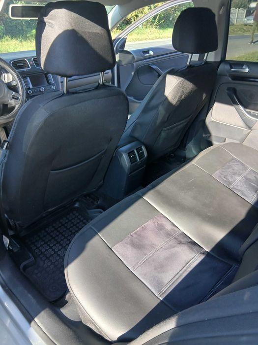 Golf 6, 2011,pret 3200 euro negociabil