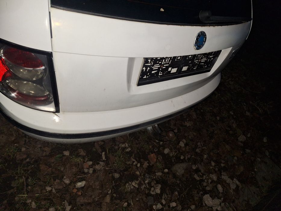 Dezmembrez skoda fabia 1